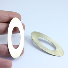 GIANT OPEN OVAL STUDS