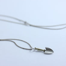 HAND SPADE PENDANT