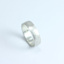 6MM BEATEN RING