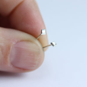 DIAMOND STUDS