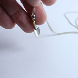 HAND SPADE PENDANT