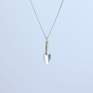 HAND SPADE PENDANT