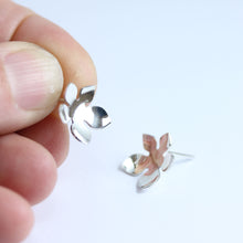 LITTLE FLOWER STUDS
