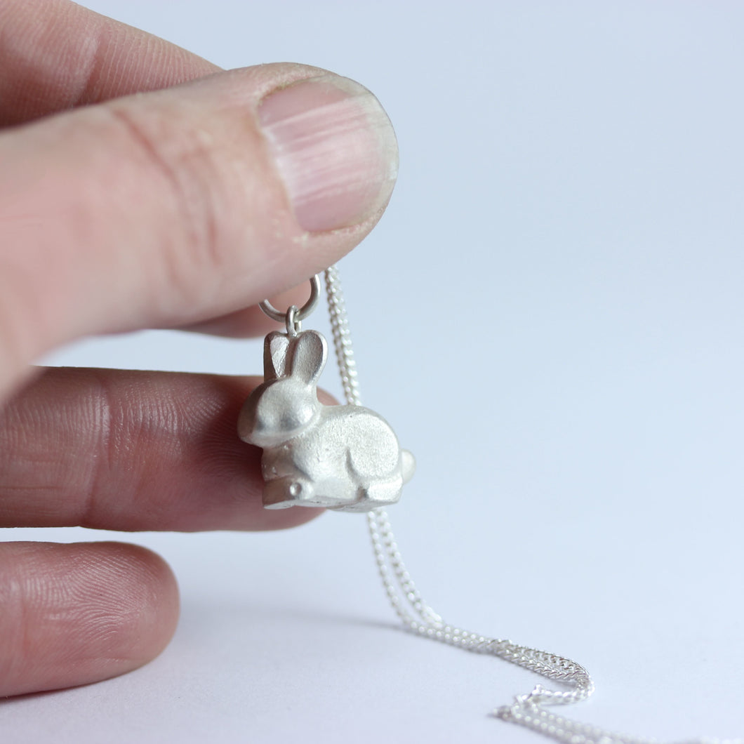 SOLID RABBIT PENDANT
