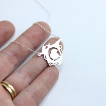 WEAVER PENDANT
