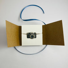 CAMERA PENDANT