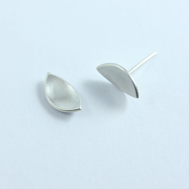 LEAF STUDS