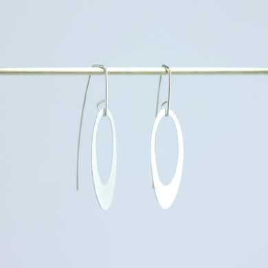 THE PLUMP OPEN OVAL DROP EARRINGS